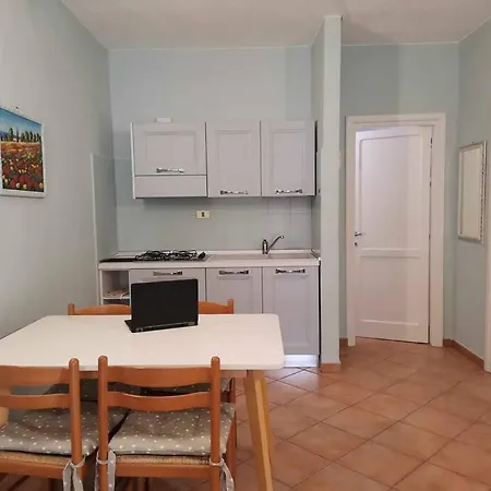 Holiday home Sissi House - Trilocale Con Giardino -