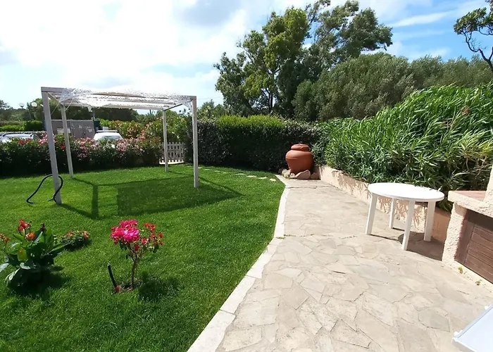 Sissi House - Trilocale Con Giardino - Porto Pollo