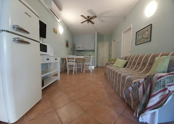 Sissi House - Trilocale Con Giardino -